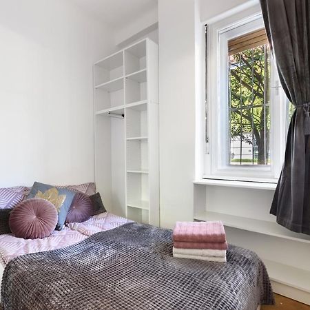 Buda Centre Homes By The Allee Shopping Mall Βουδαπέστη Εξωτερικό φωτογραφία