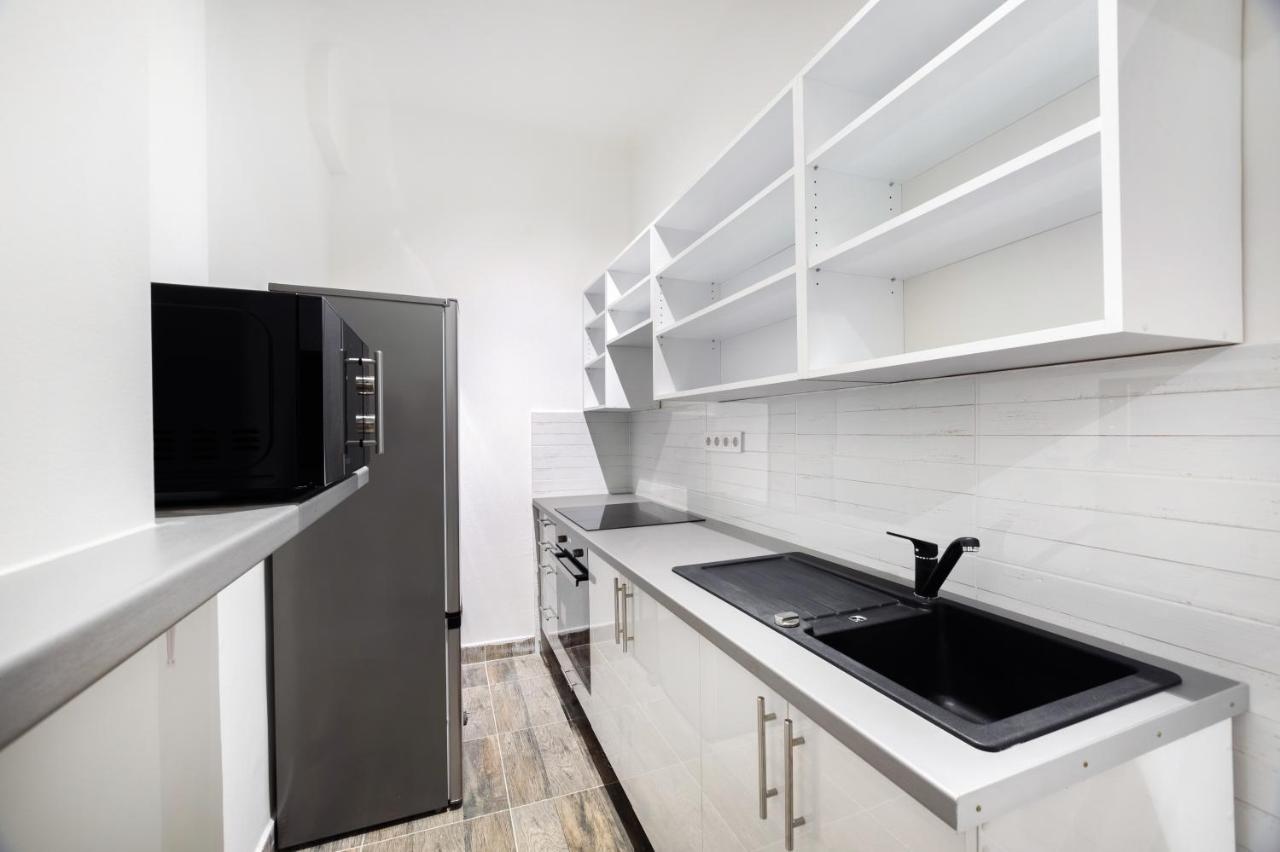 Buda Centre Homes By The Allee Shopping Mall Βουδαπέστη Εξωτερικό φωτογραφία