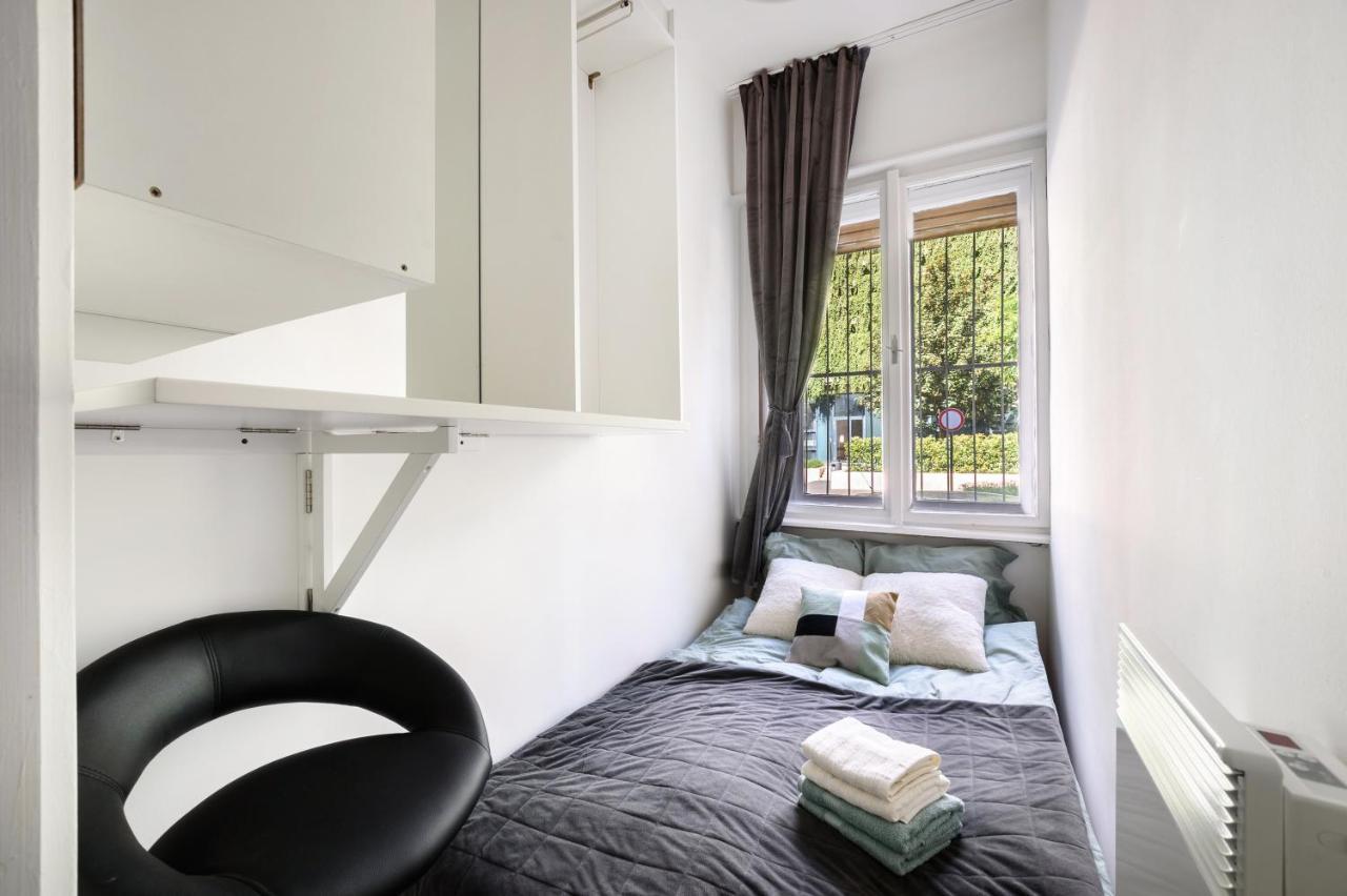 Buda Centre Homes By The Allee Shopping Mall Βουδαπέστη Εξωτερικό φωτογραφία